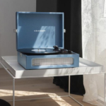 CR8017B-WB – Crosley Voyager Washed Blue