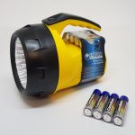 430968 - 9 LED TORCH WITH 4 x AA BATTERIES